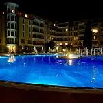 Royal Sun Premium Апартаменти *